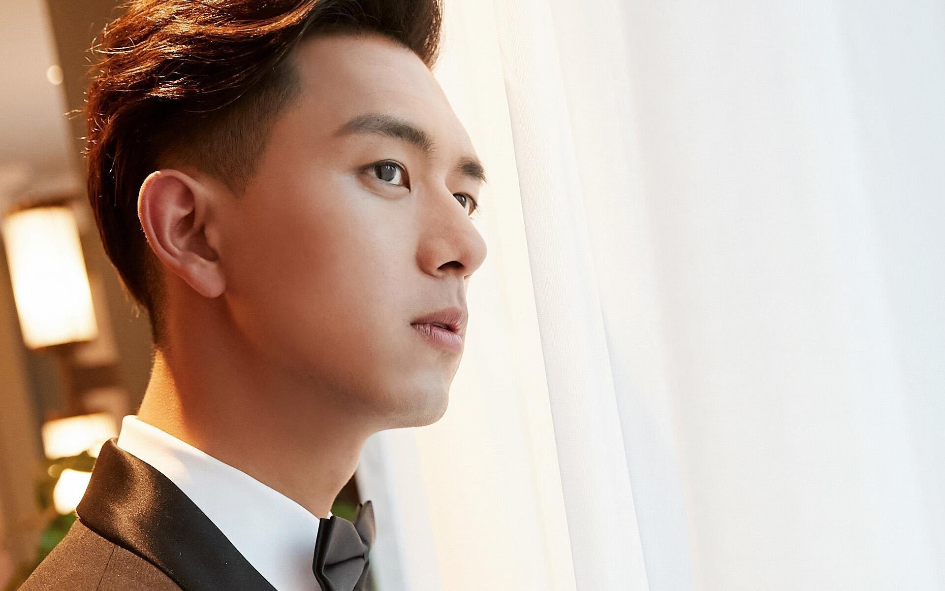 开云体育app入口-背泳转身动作流畅，技术提升明显，背泳教学视频分解动作