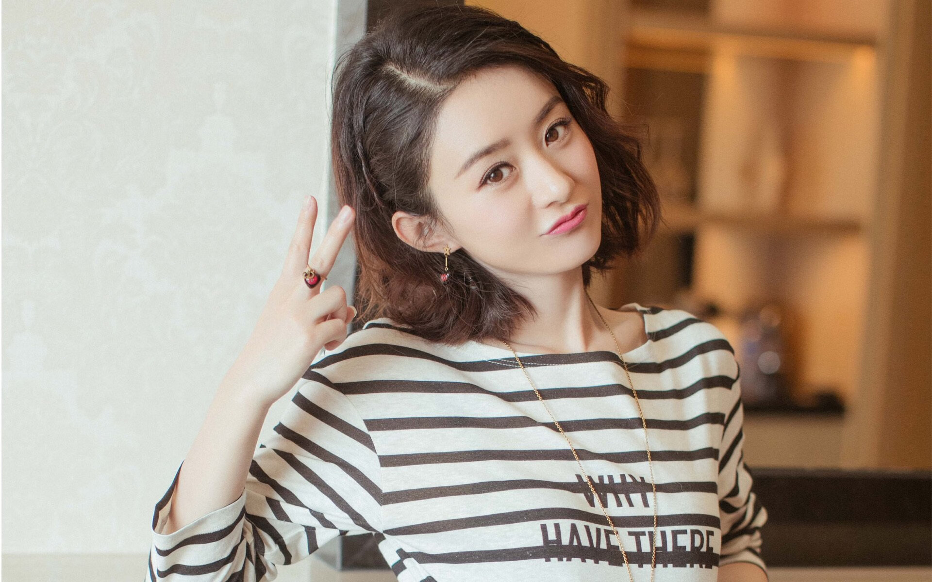 开云体育app下载-一年减重70斤，冯珊珊“躺着瘦”理念背后的心理动力